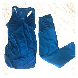 NWOT maternity workout outfit + 2 workout tops!